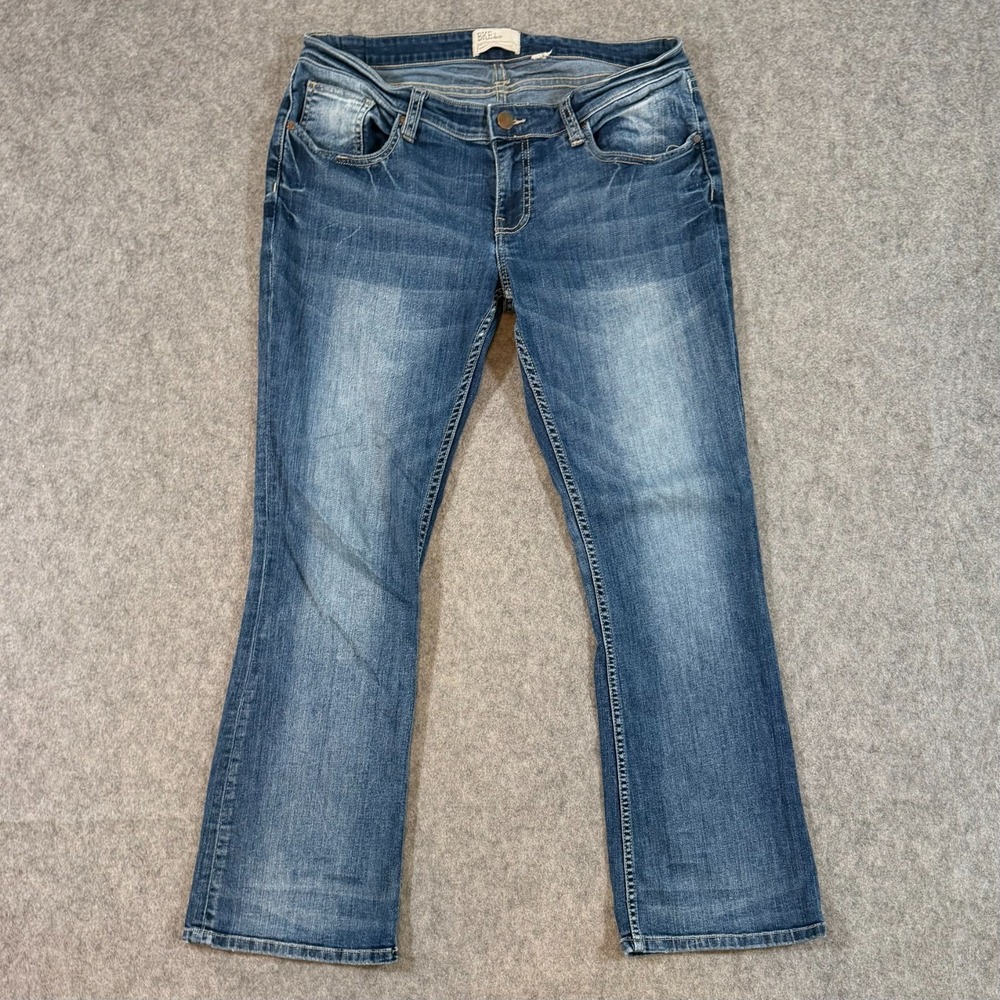 BKE Medium Wash Blue Stretch Denim Stella Bootcut Jeans Women's Size 31x29.5*